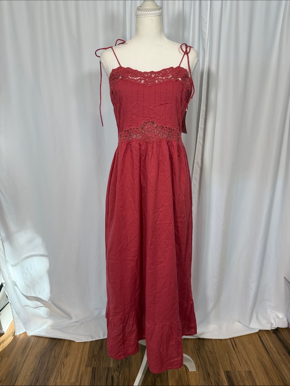 Universal Thread Soft Red Lace-Trim Maxi Dress with Tie Straps